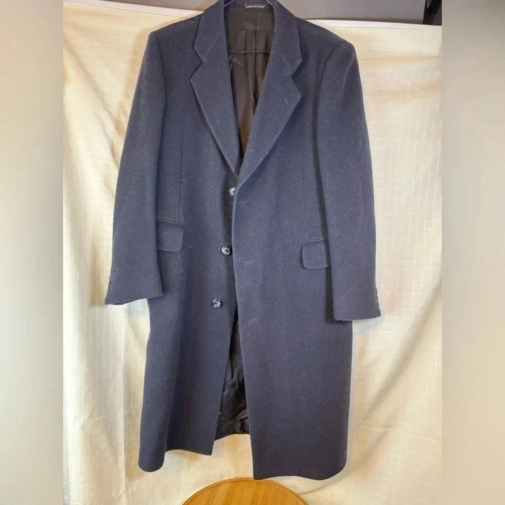 Men’s Di Benedetto Navy  long cashmere Blend coat  Size Small Made In Italy